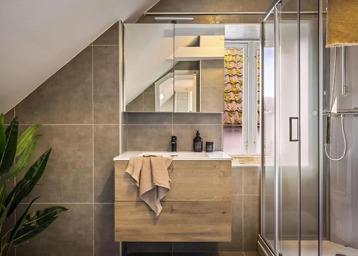 Newly Renovated Apartment