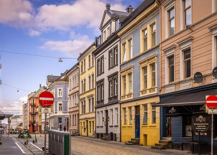 Newly Renovated Bergen